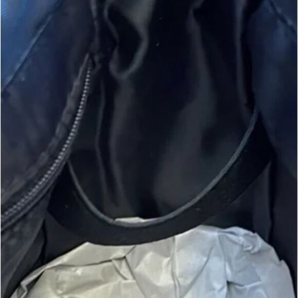 A new Day Black Nylon Travel Pouch Organizer With Zipper & Multiple Compartments - Picture 12 of 16